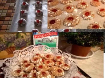 AMARETTI DI MANDORLE E PISTACCHI